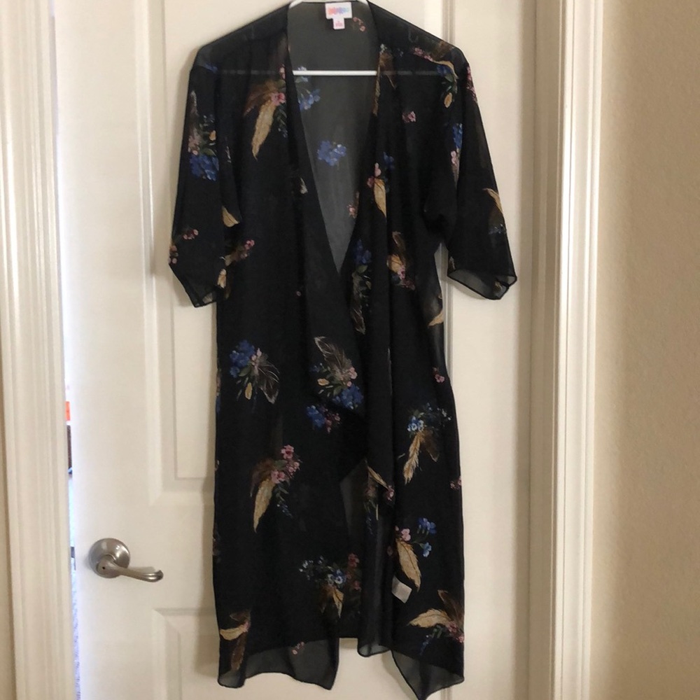 NWOT - Kimono Topper with Feathers and Flowers